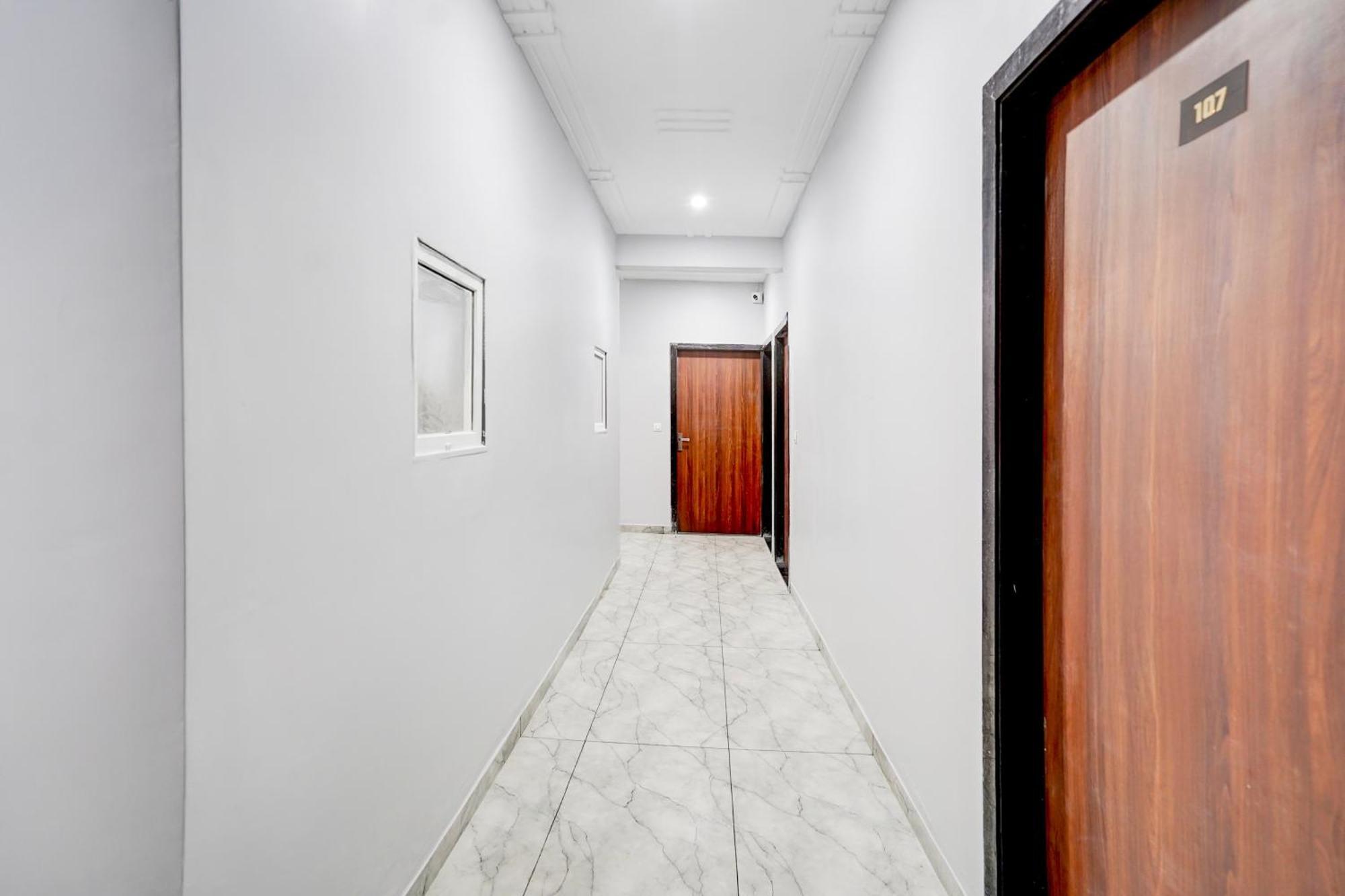 Hotel O Shree Gurukripa Khātu Kültér fotó