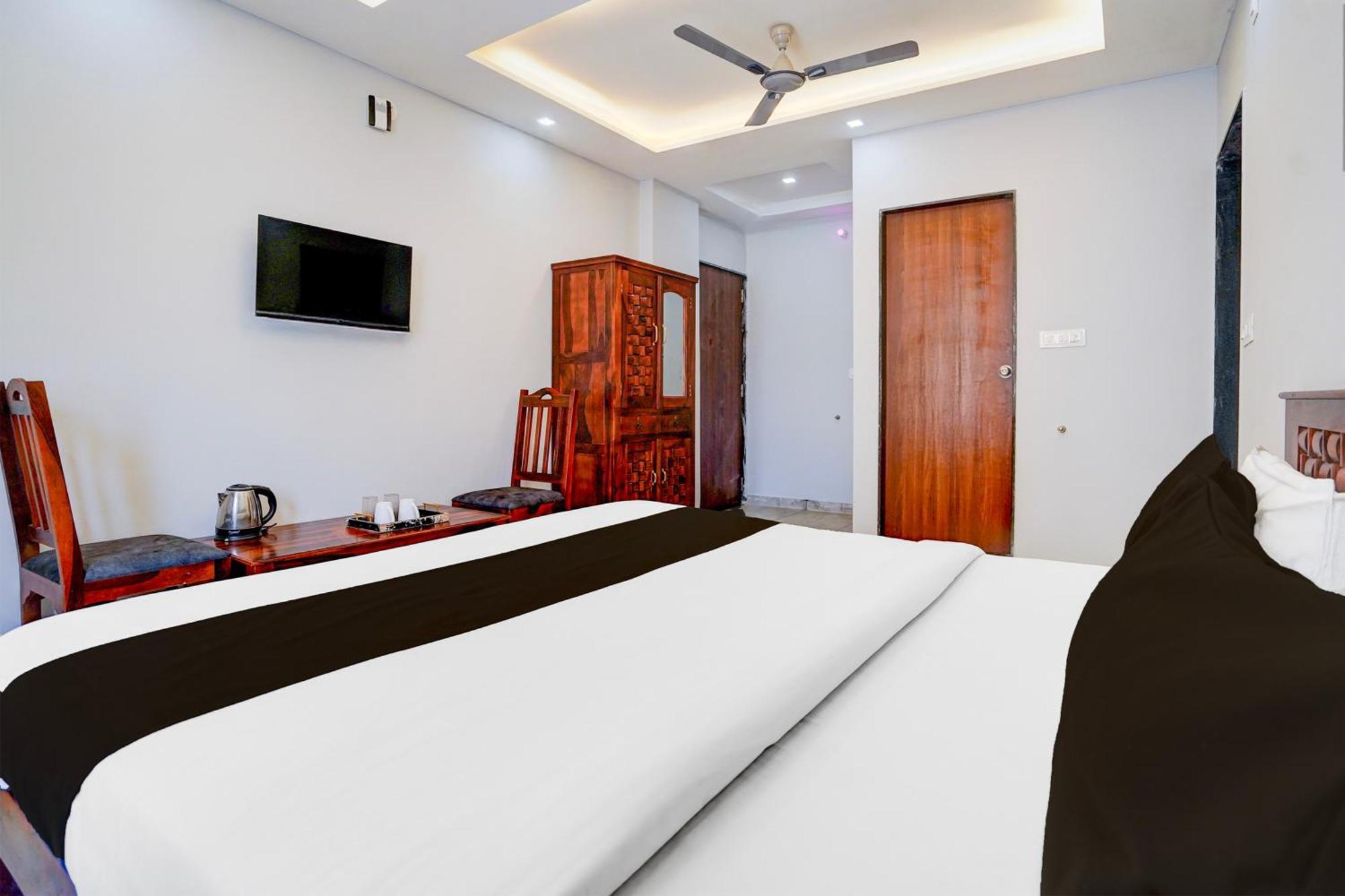 Hotel O Shree Gurukripa Khātu Kültér fotó